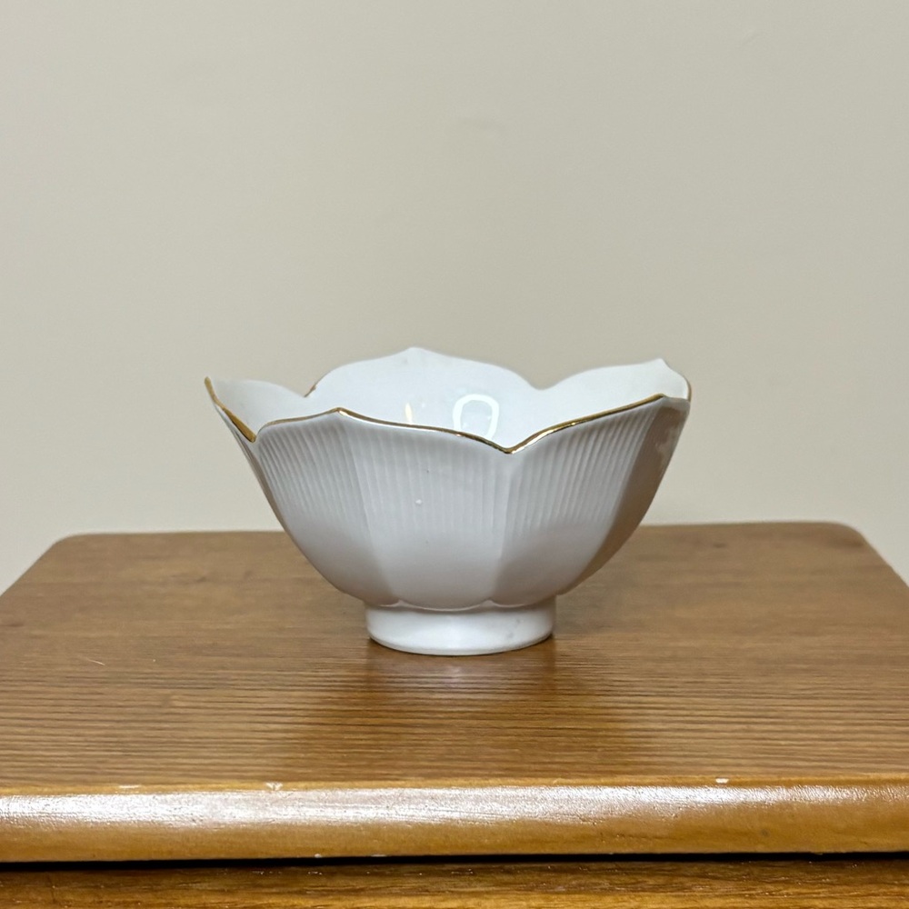 Small white dish